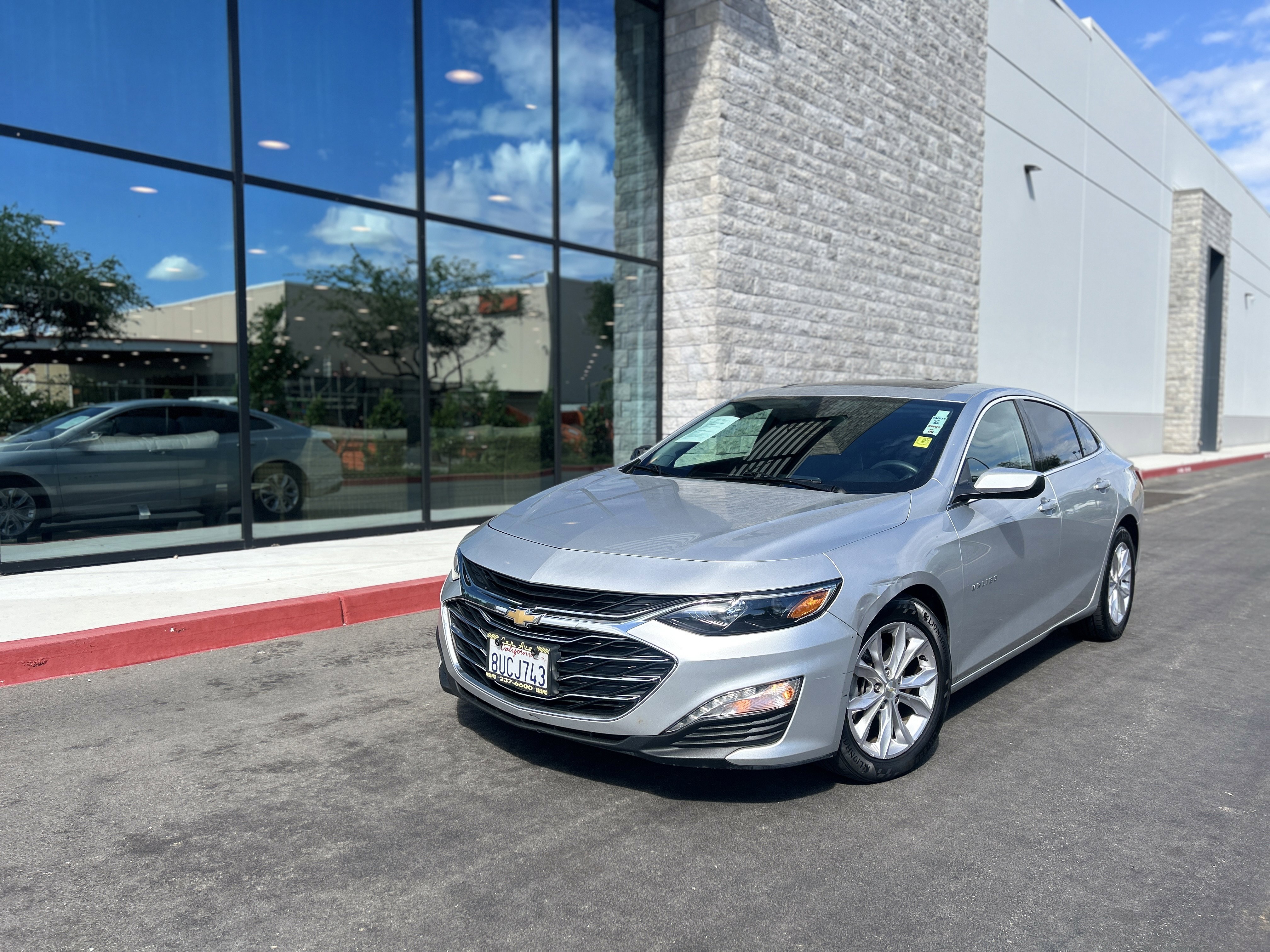 Used 2019 Chevrolet Malibu LT FWD image 6