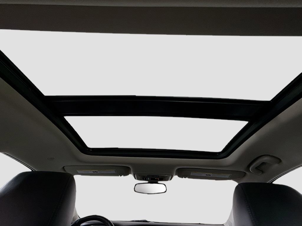 Used 2019 Buick LaCrosse Essence w/ Sun and Shade Package image 22