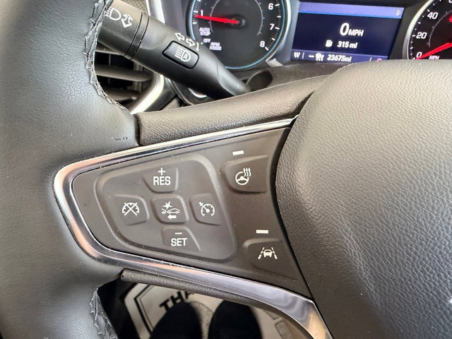 Used 2024 Chevrolet Equinox Premier AWD/4WD image 18