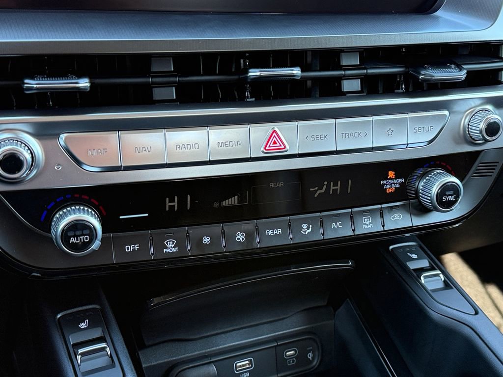 New 2025 Kia Telluride S image 15