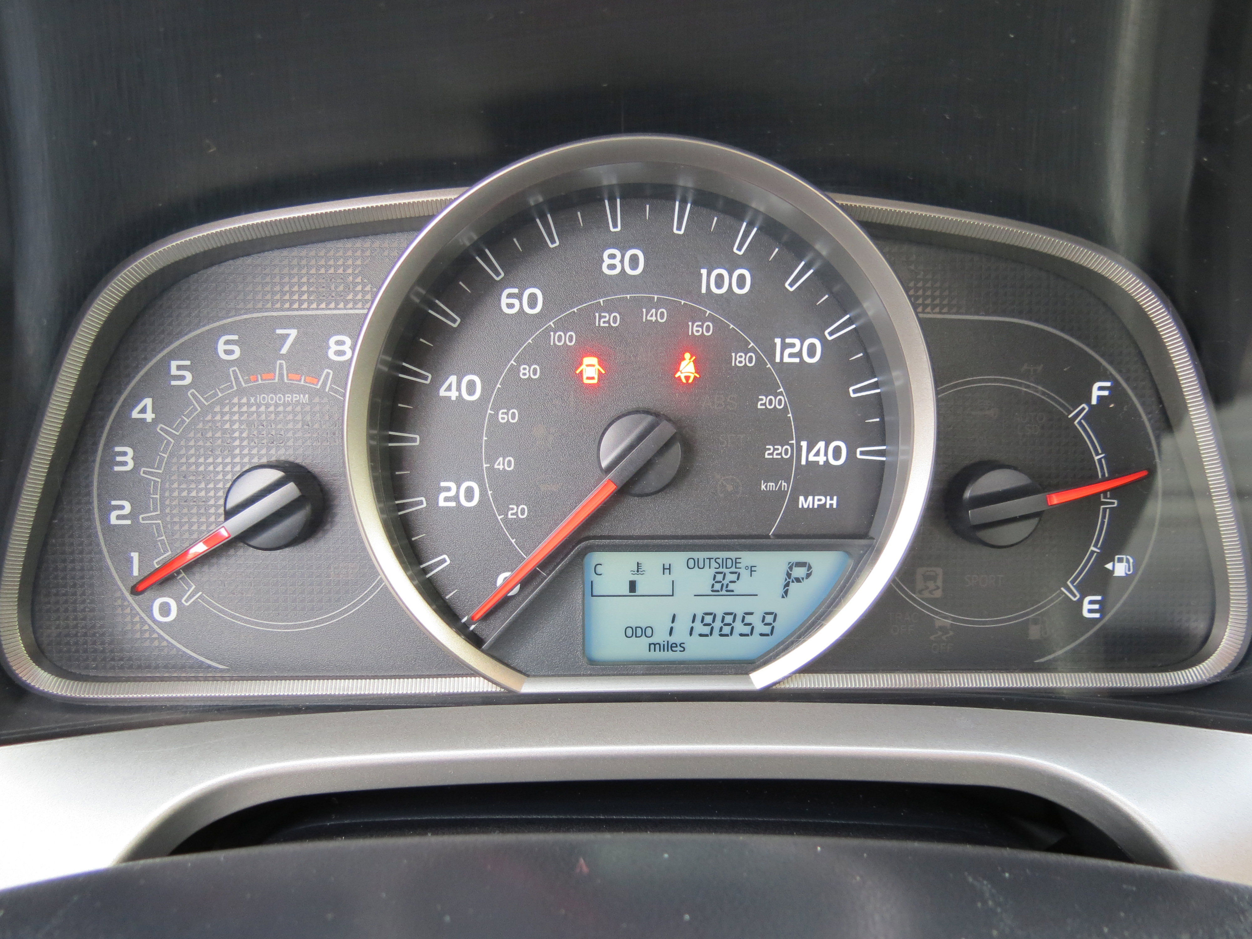 Used 2013 Toyota RAV4 XLE FWD image 11