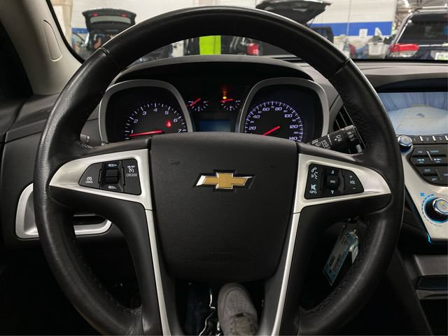 Used 2017 Chevrolet Equinox Premier w/ Enhanced Convenience Package AWD/4WD image 22