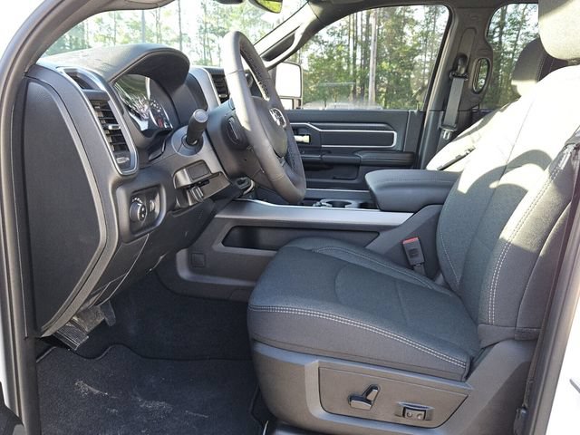 New 2026 RAM 2500 Big Horn AWD/4WD image 10