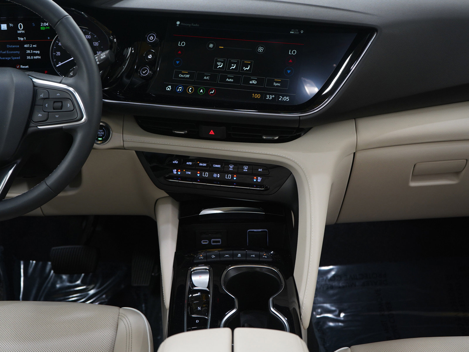 Used 2022 Buick Envision Avenir w/ Technology Package II image 16