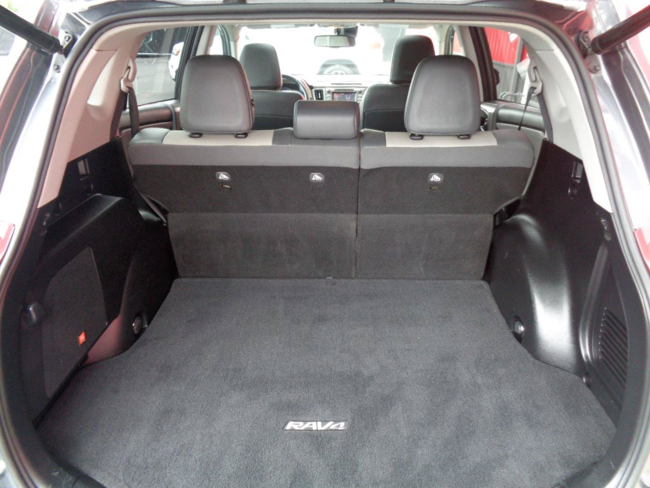 Used 2015 Toyota RAV4 Limited w/ Technology Package AWD/4WD image 11