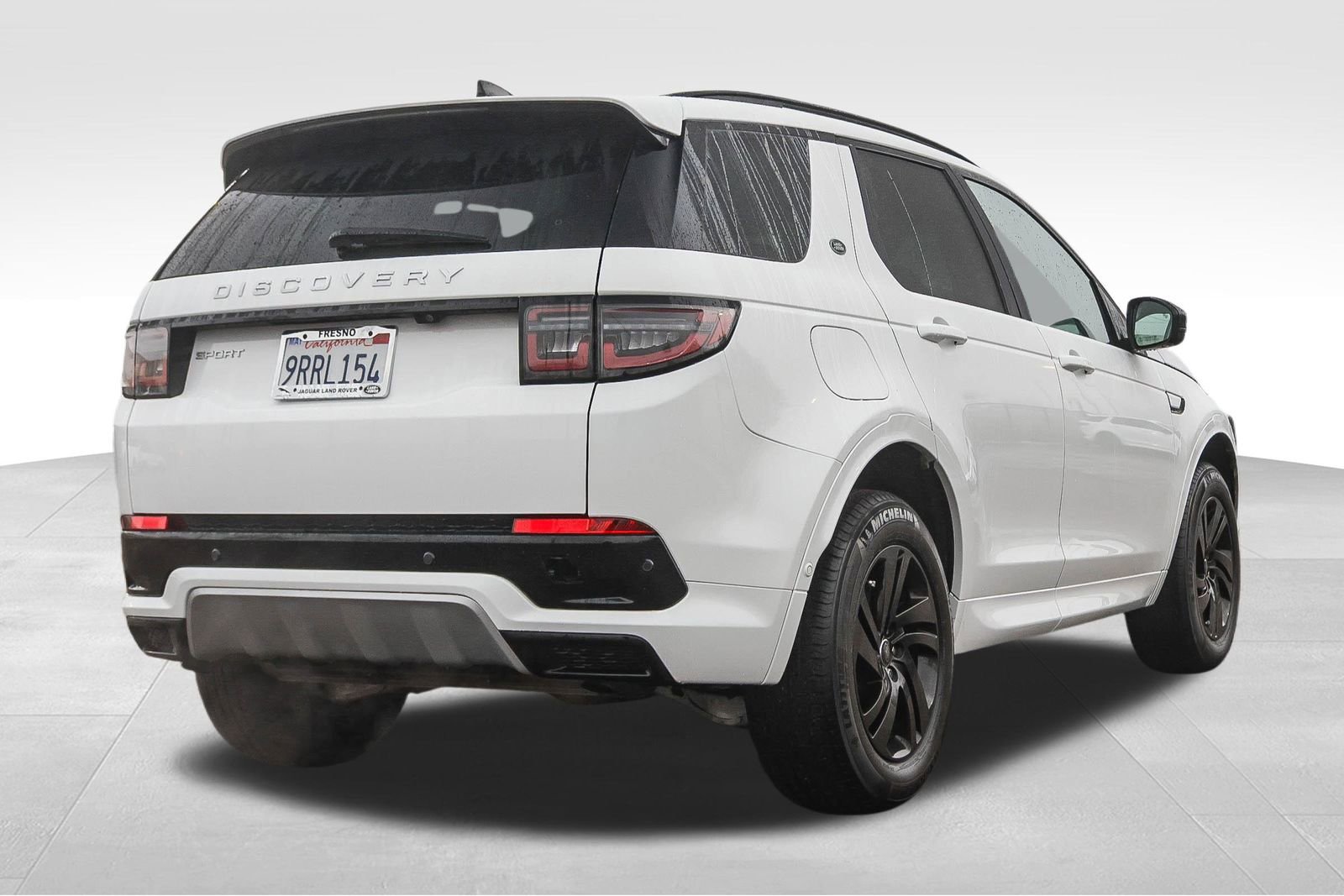 Used 2025 Land Rover Discovery Sport S image 5