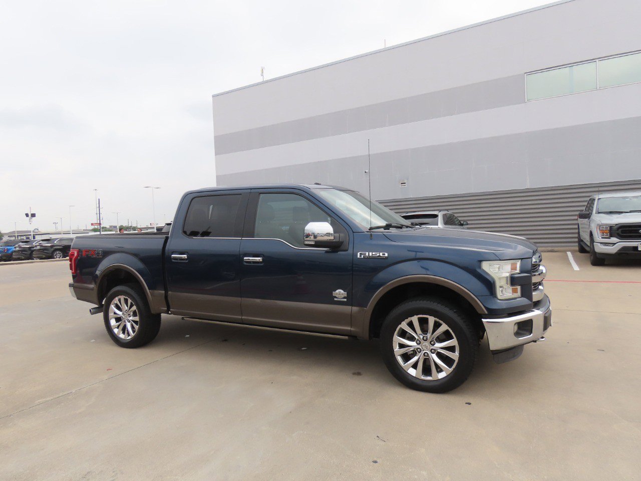 Used 2015 Ford F150 King Ranch w/ Equipment Group 601A Luxury AWD/4WD image 6