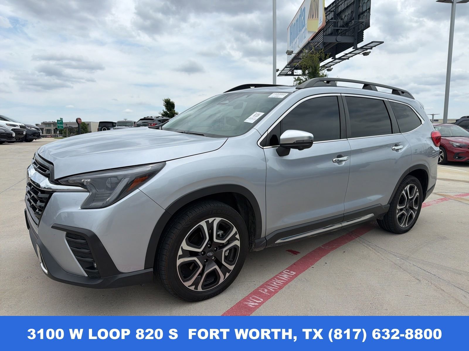 Used 2023 Subaru Ascent Touring AWD/4WD image 1