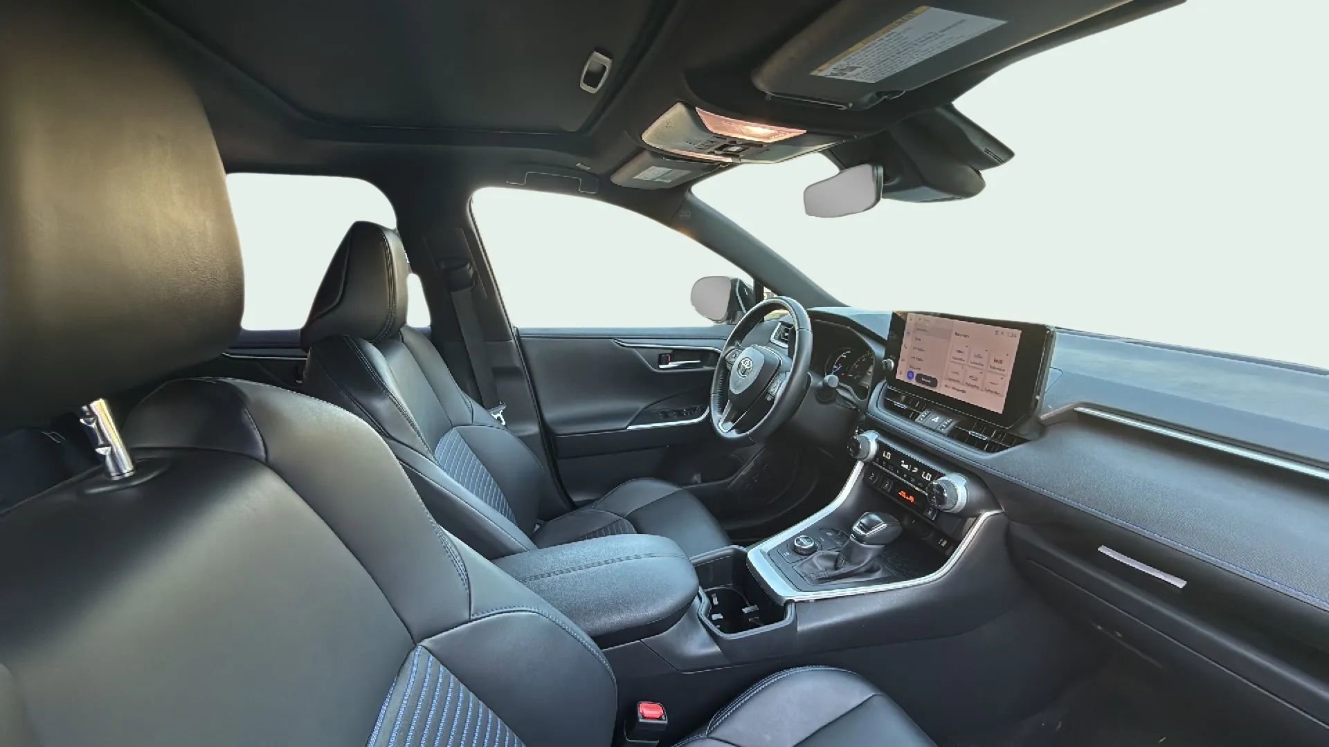 Used 2023 Toyota RAV4 XSE image 13