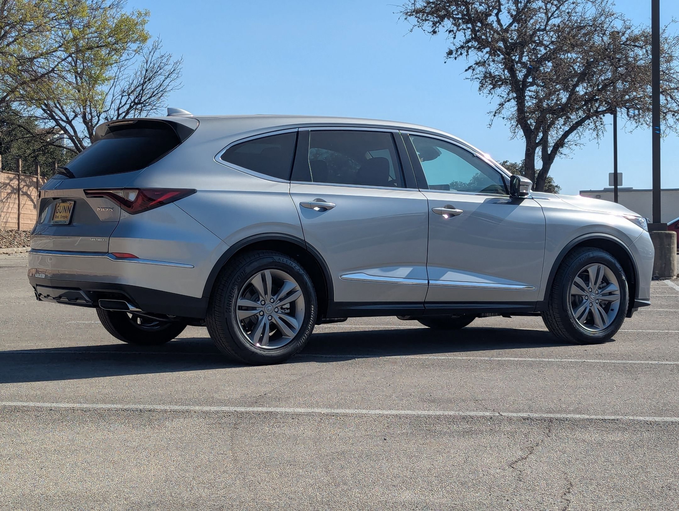 New 2026 Acura MDX SH-AWD image 4