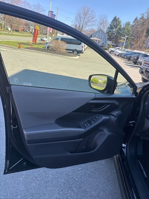 Used 2024 Subaru Crosstrek 2.0i Premium AWD/4WD image 15