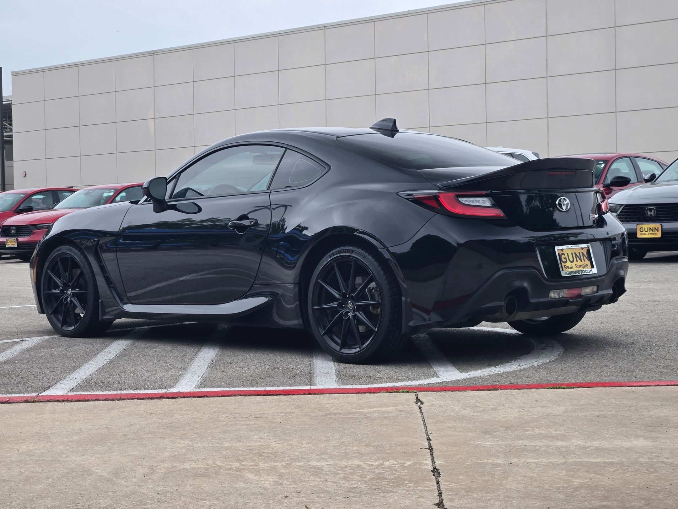 Used 2023 Toyota GR86 Premium RWD image 5