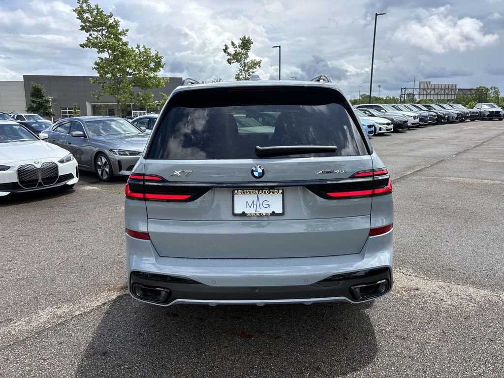 New 2026 BMW X7 xDrive40i w/ M Sport Package image 6