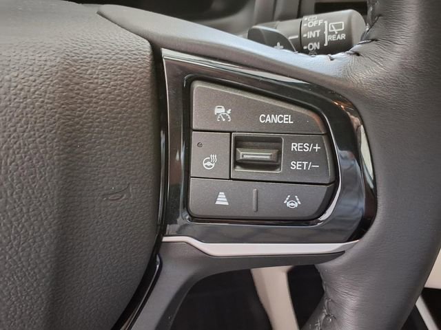 Used 2025 Honda Odyssey Elite image 10