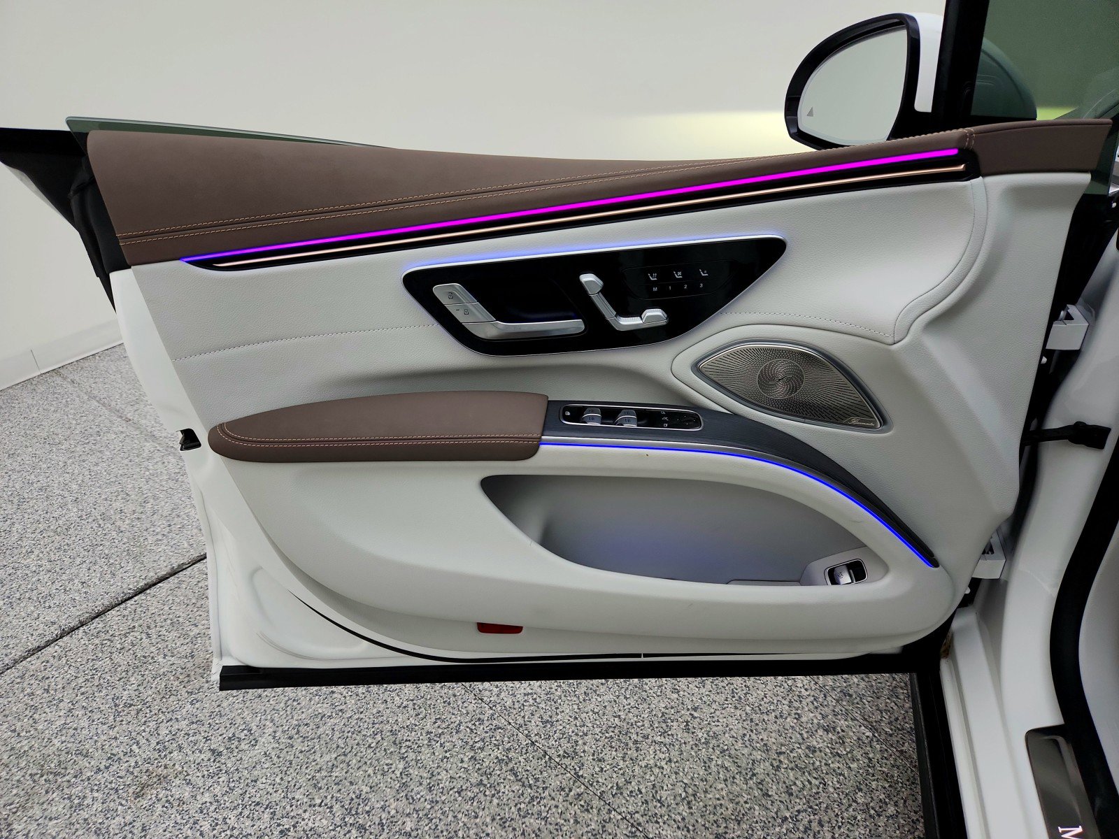 Certified 2023 Mercedes-Benz EQS 580 4MATIC Sedan image 26