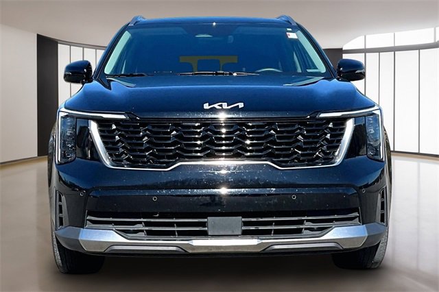 Used 2025 Kia Sorento S image 2