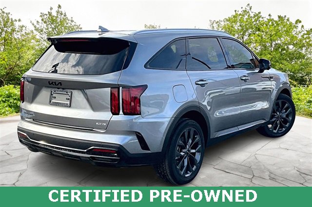 Certified 2023 Kia Sorento SX Prestige image 2