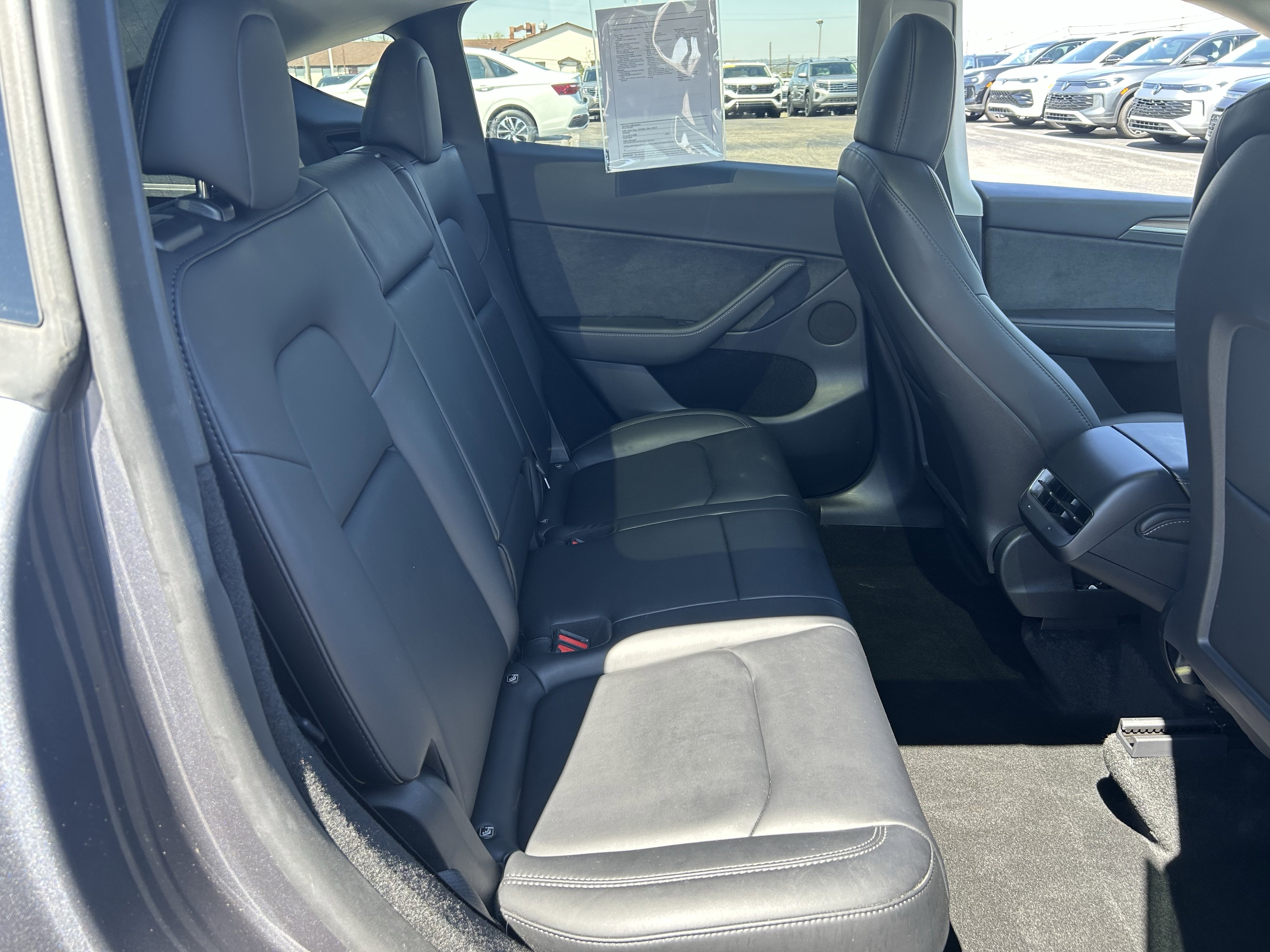 Used 2023 Tesla Model Y Performance image 22