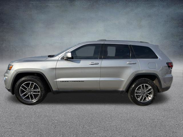 Used 2020 Jeep Grand Cherokee Laredo w/ Laredo X Package AWD/4WD image 11