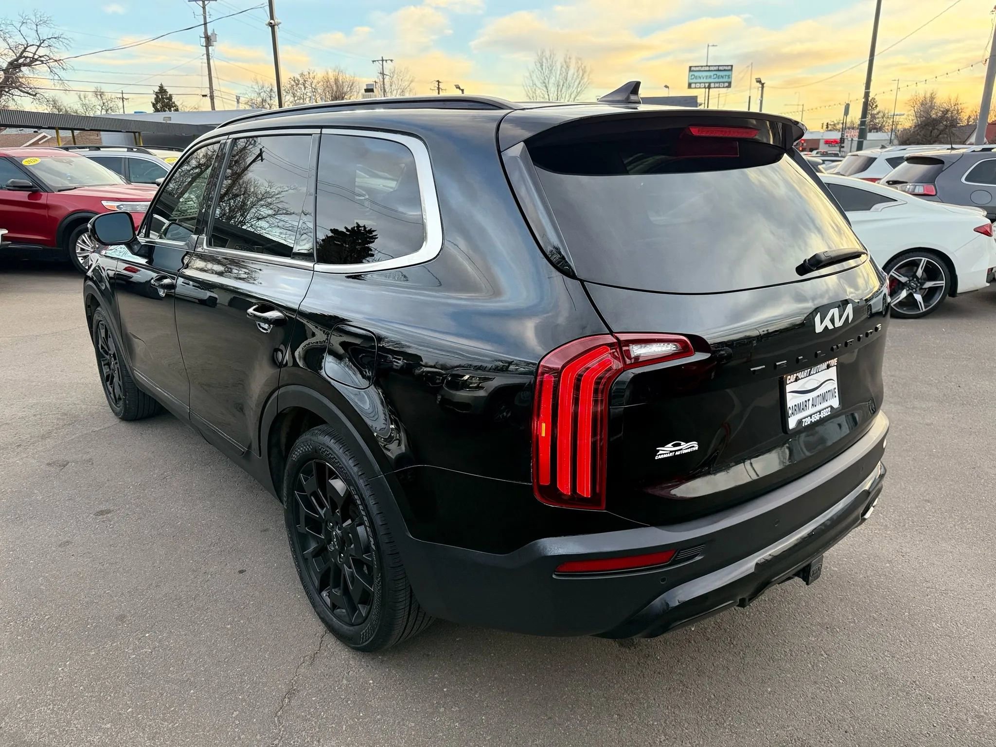 Used 2022 Kia Telluride SX w/ SX Prestige Package image 7
