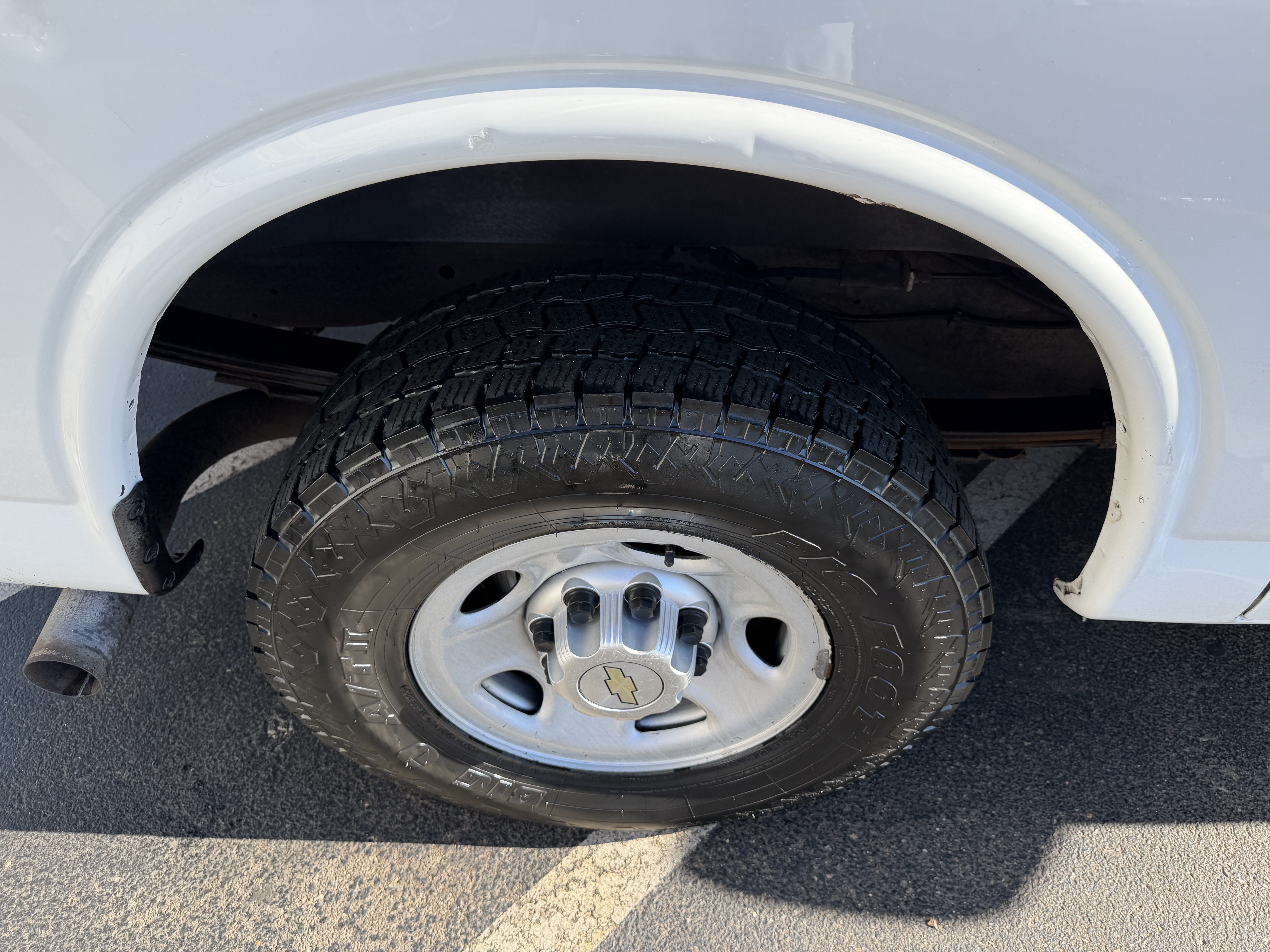 Used 2014 Chevrolet Express 2500 RWD image 8