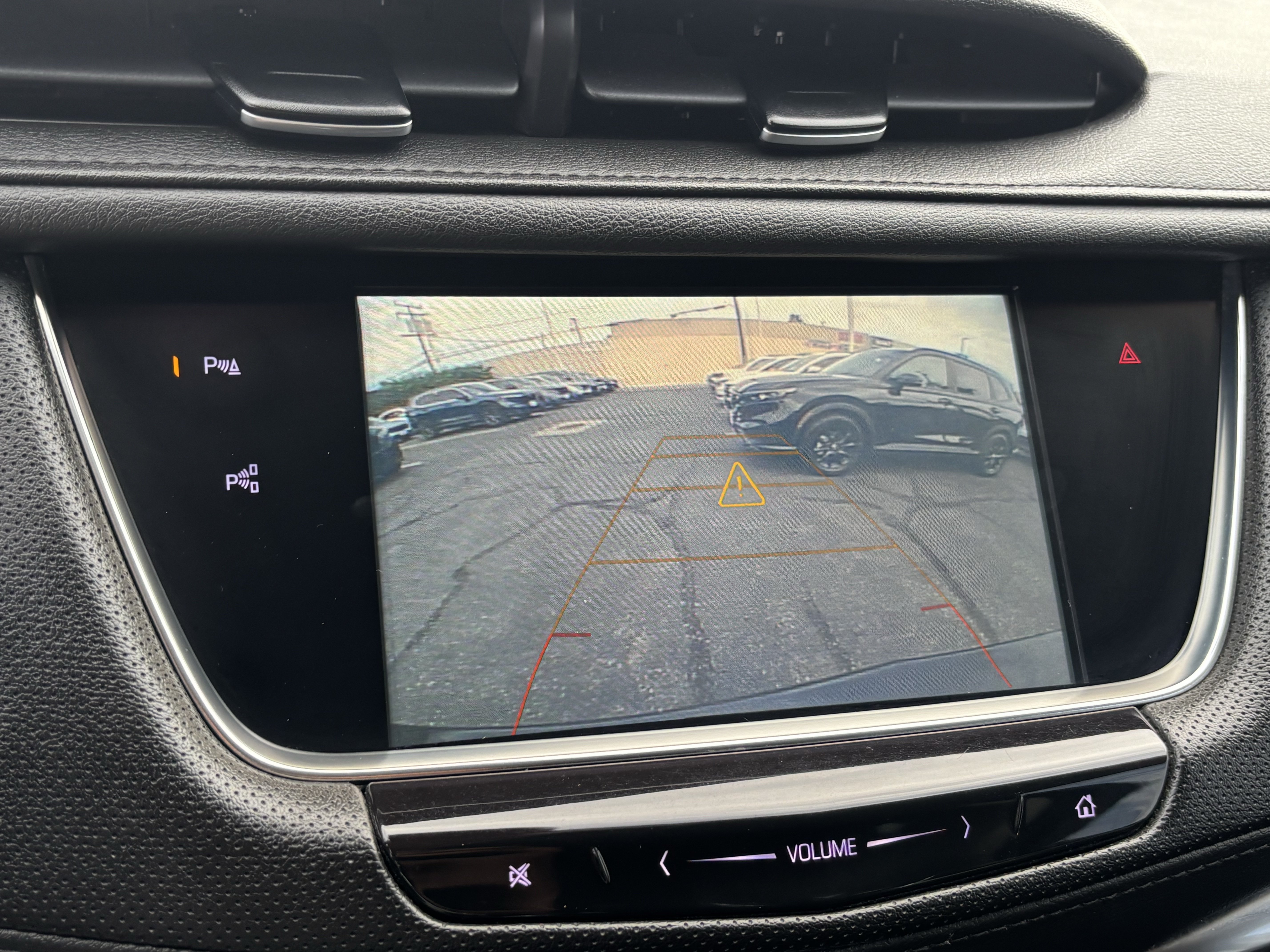 Used 2019 Cadillac XT5 Premium Luxury w/ Driver Assist Package FWD image 18