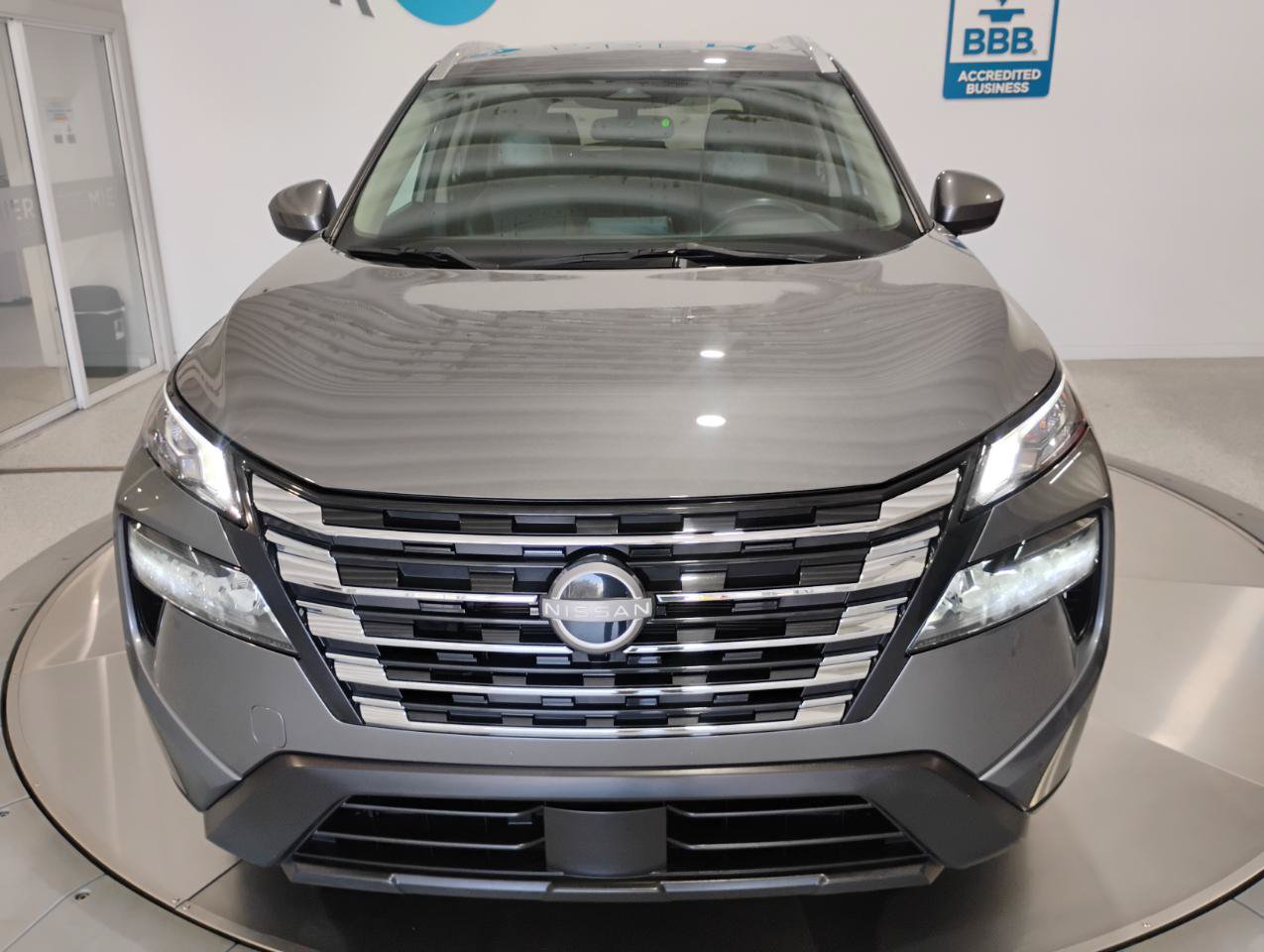 Used 2024 Nissan Rogue SV w/ SV Premium Package AWD/4WD image 31