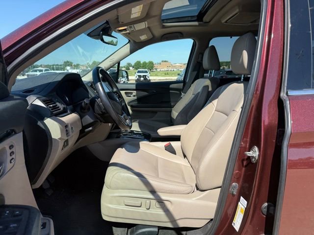 Used 2019 Honda Pilot Touring image 9