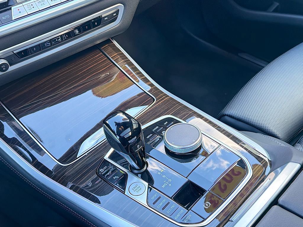 Used 2023 BMW X5 sDrive40i w/ Premium Package image 33