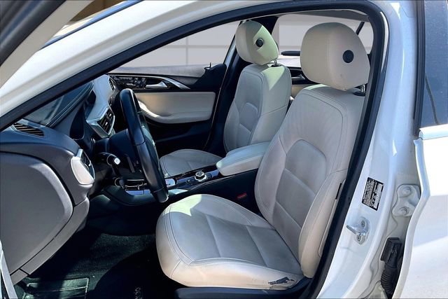 Used 2018 INFINITI QX30 Premium w/ Navigation Package image 25