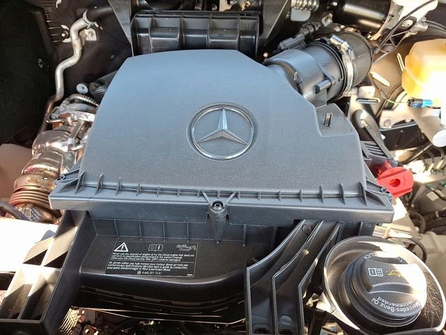 Used 2025 Mercedes-Benz Sprinter 2500 image 27