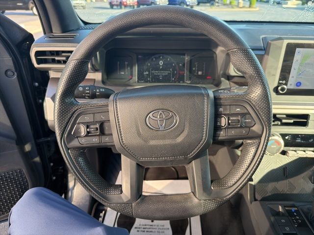 Used 2024 Toyota Tacoma SR5 AWD/4WD image 22