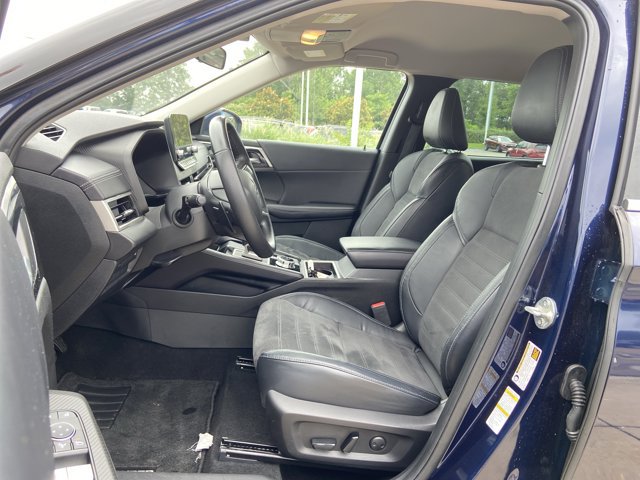 Used 2023 Mitsubishi Outlander SE FWD image 36