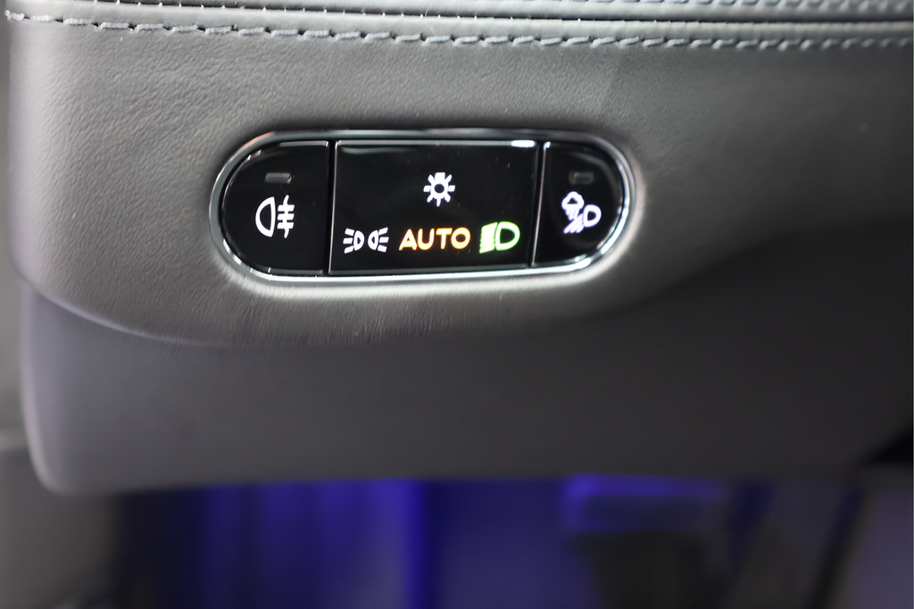 Used 2022 Bentley Continental GT AWD/4WD image 24