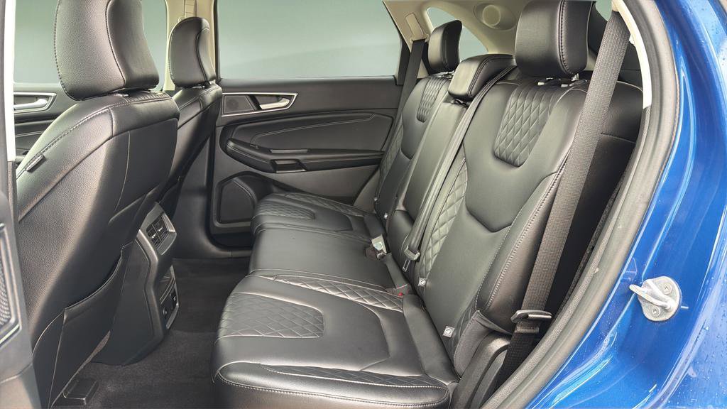 Used 2023 Ford Edge Titanium AWD/4WD image 19