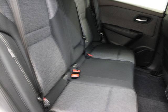 Certified 2022 Nissan Rogue SV FWD image 19