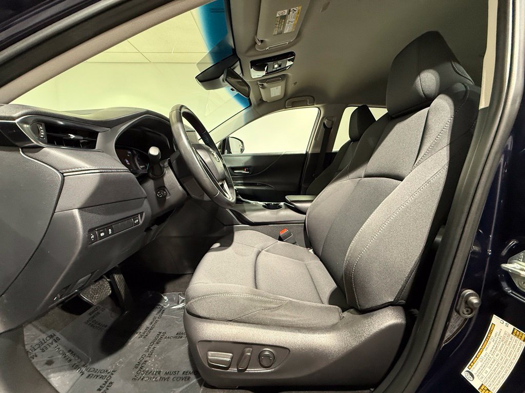 Certified 2023 Toyota Venza LE AWD/4WD image 13