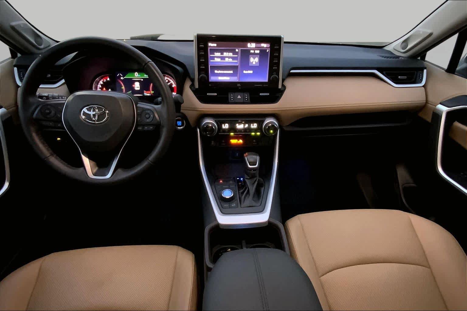 Used 2022 Toyota RAV4 Limited w/ Limited Grade Weather Package AWD/4WD image 15
