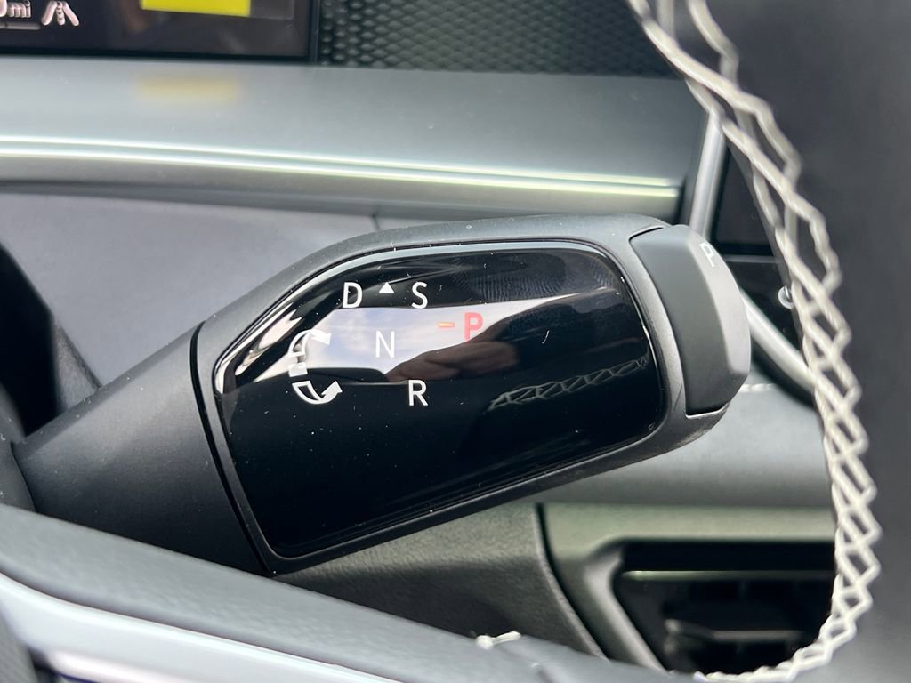 New 2026 Volkswagen Tiguan SE image 28