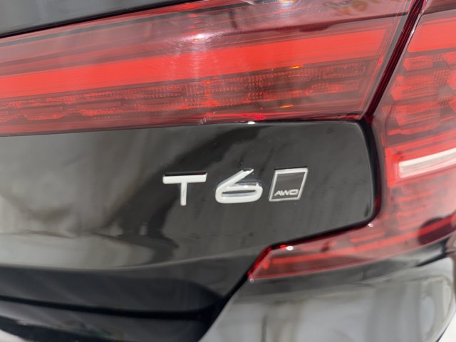 Used 2020 Volvo S60 T6 Momentum w/ Premium Package AWD/4WD image 33