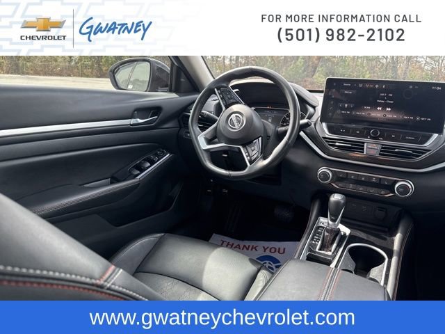 Used 2024 Nissan Altima 2.5 SR w/ SR Premium Package image 24