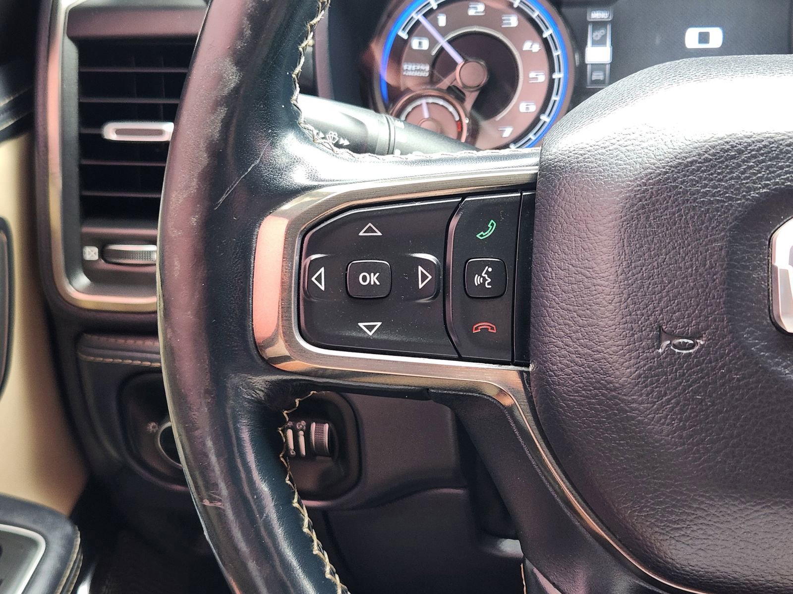 Used 2019 RAM 1500 Limited AWD/4WD image 33