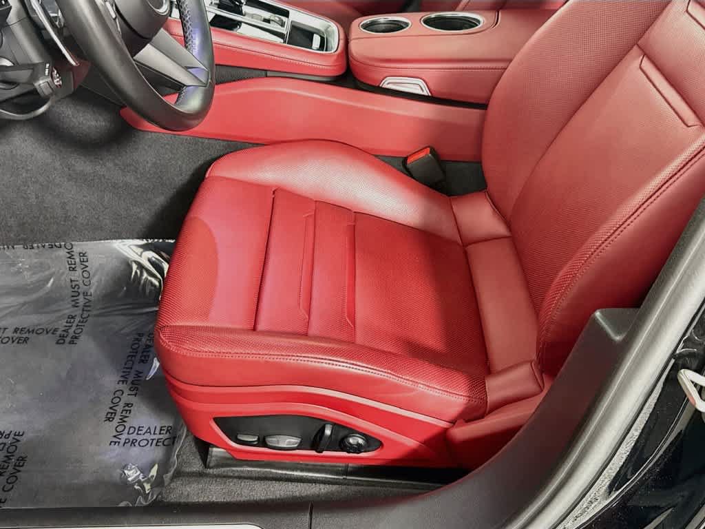 Certified 2023 Porsche Panamera 4S Executive AWD/4WD image 21