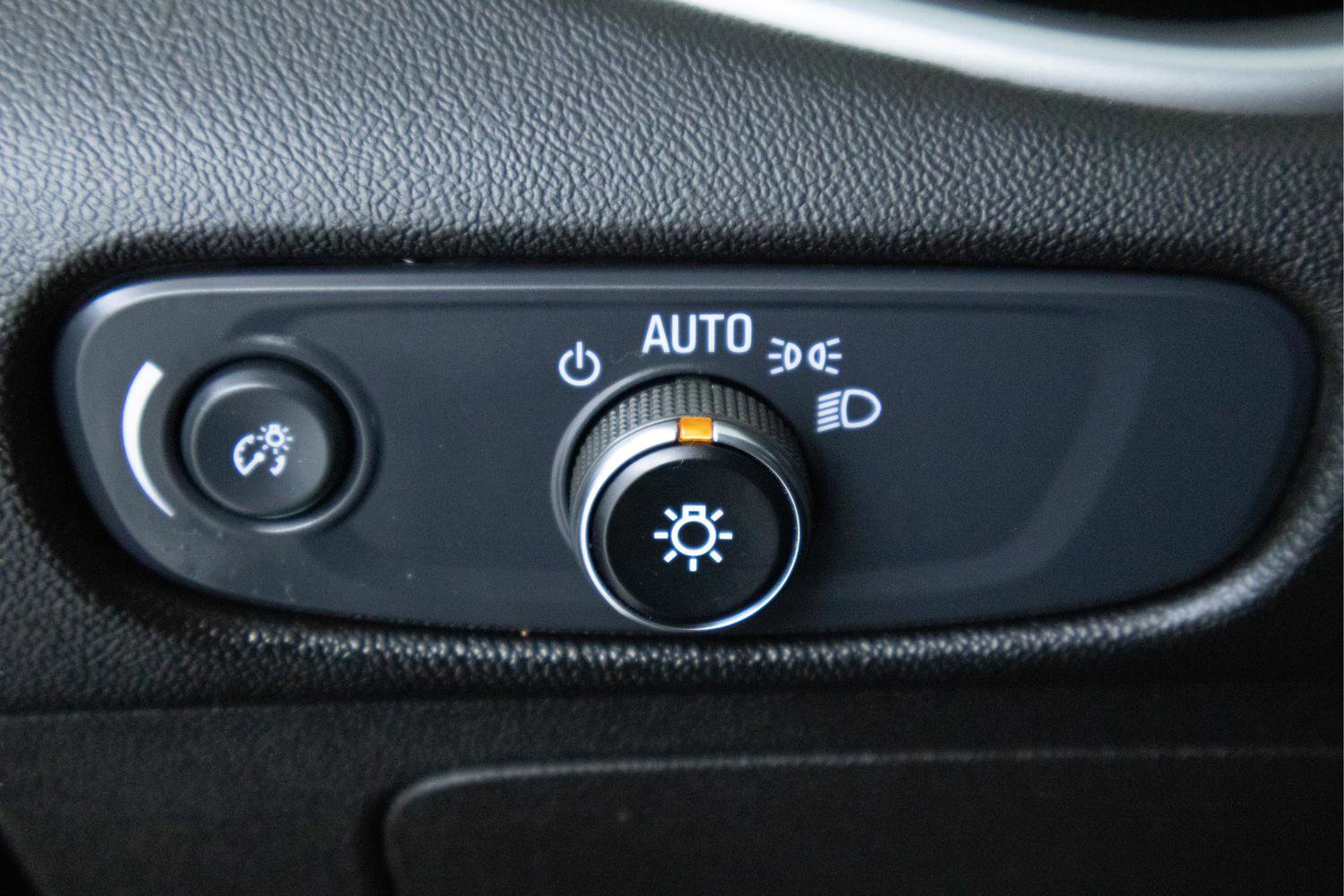 Used 2025 Chevrolet Malibu RS image 22