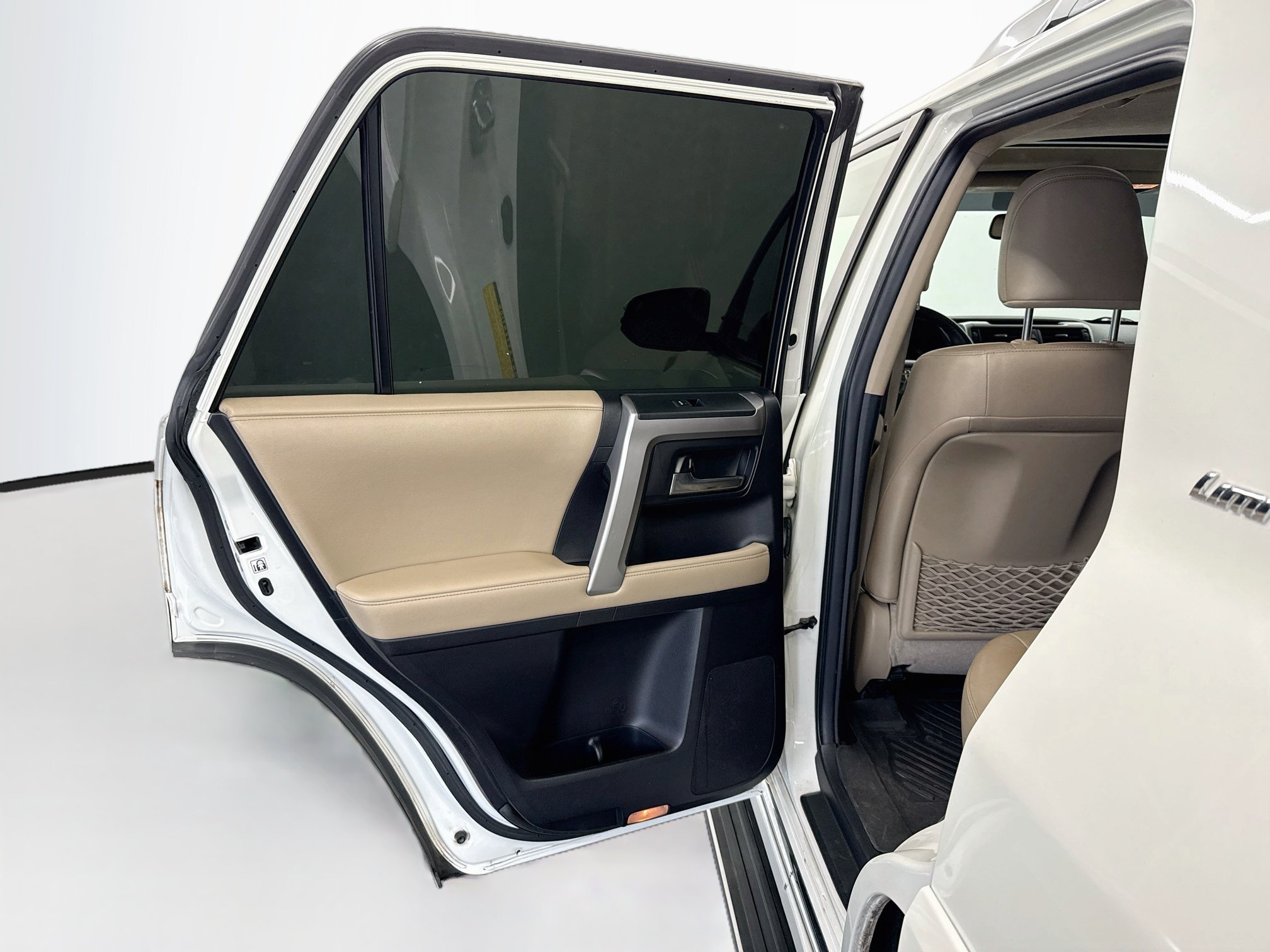 Used 2014 Toyota 4Runner Limited RWD image 32