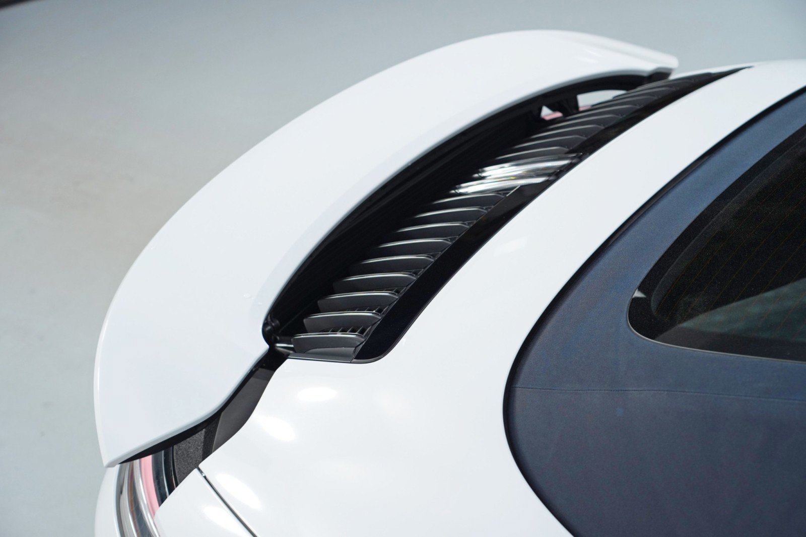 Used 2022 Porsche 911 Carrera image 52