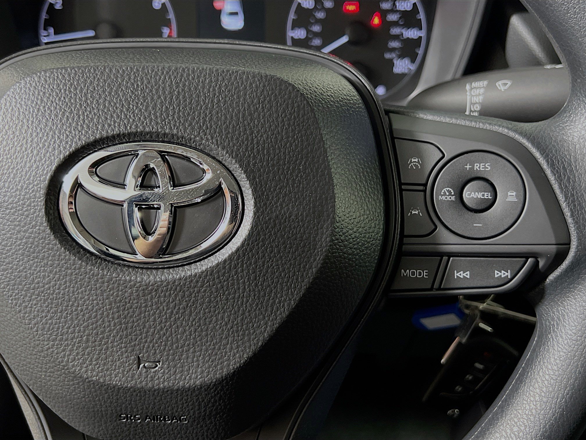 Used 2025 Toyota Corolla LE FWD image 20