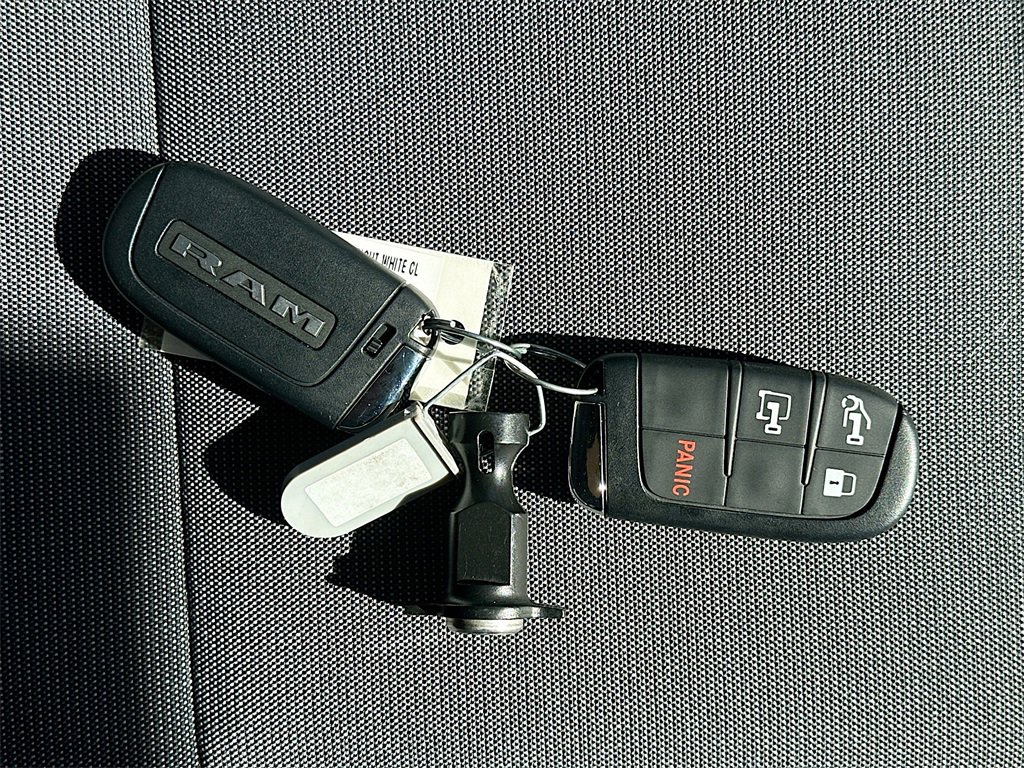 Used 2024 RAM ProMaster 3500 w/ Delivery Van Package image 35