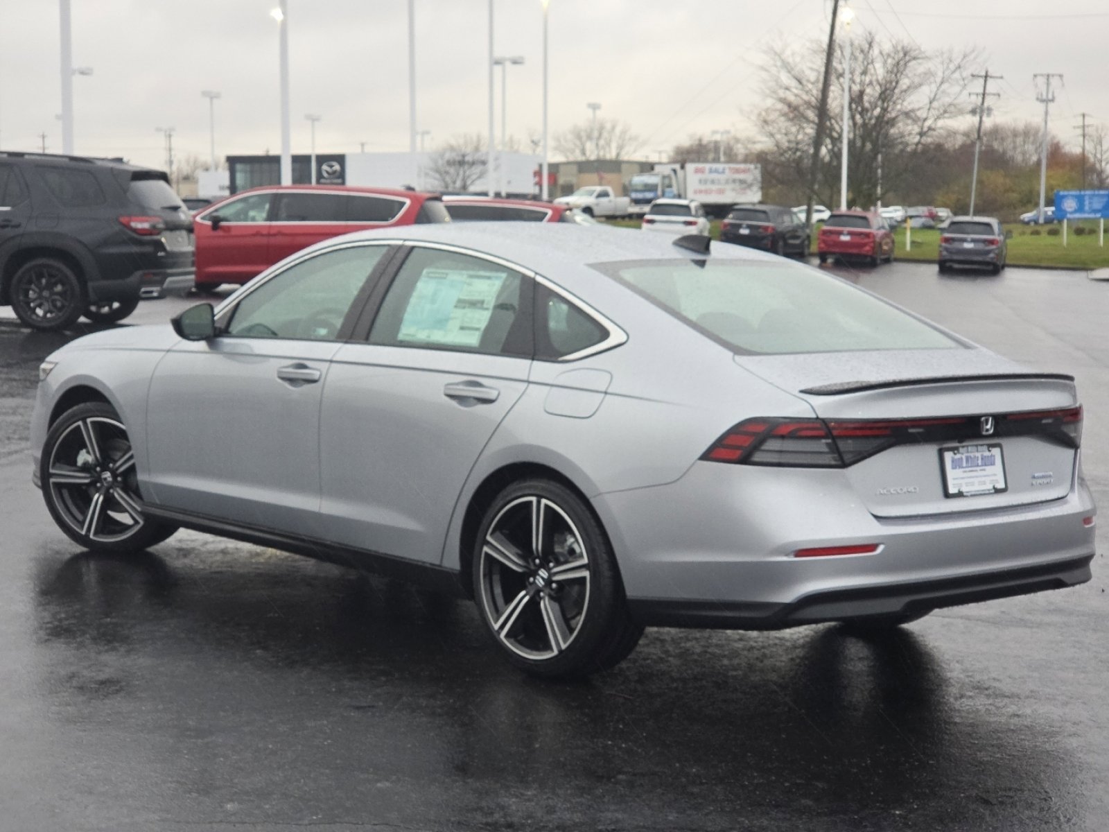 Used 2025 Honda Accord Sport image 16