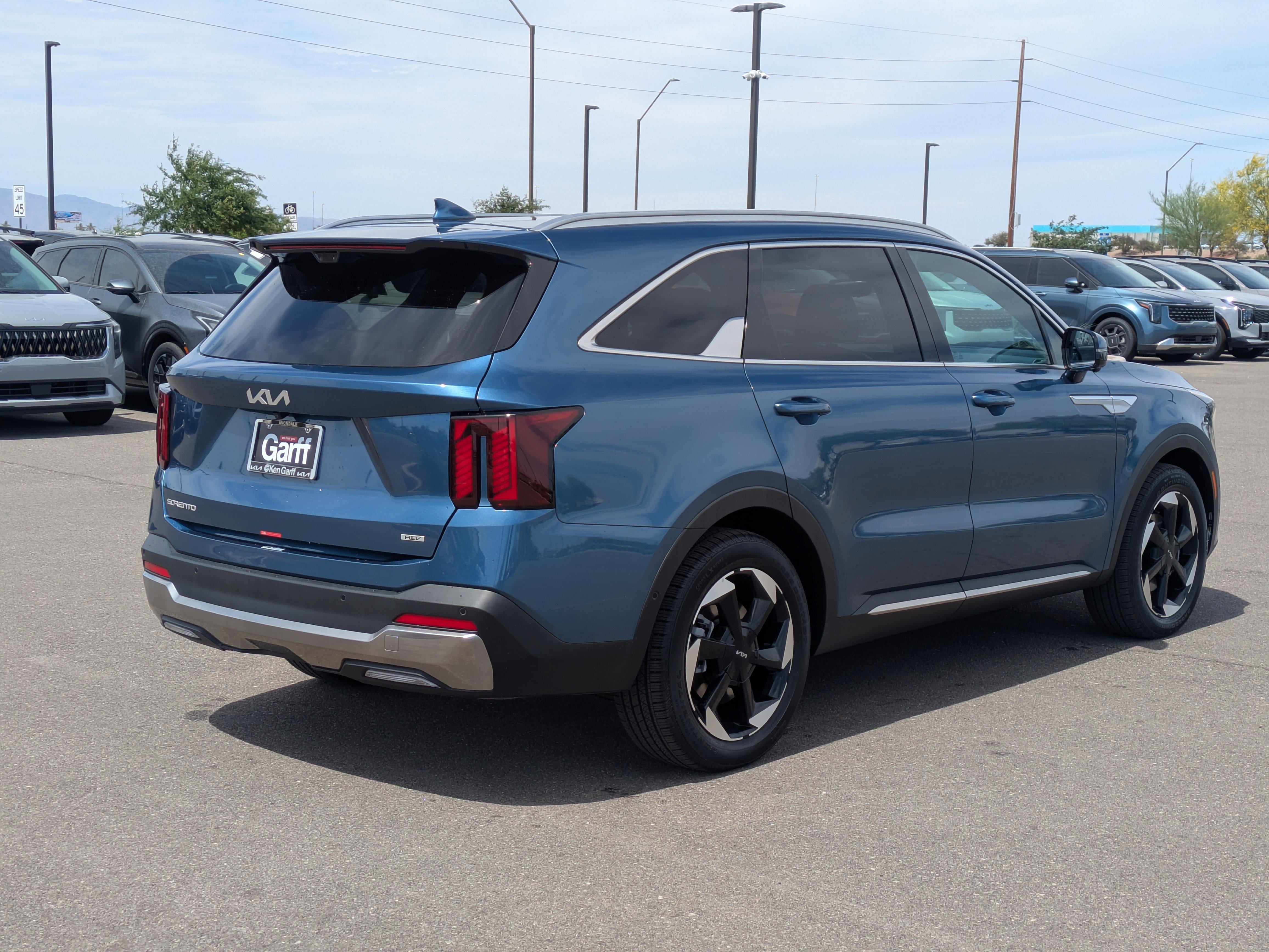 Certified 2025 Kia Sorento SX Prestige image 5